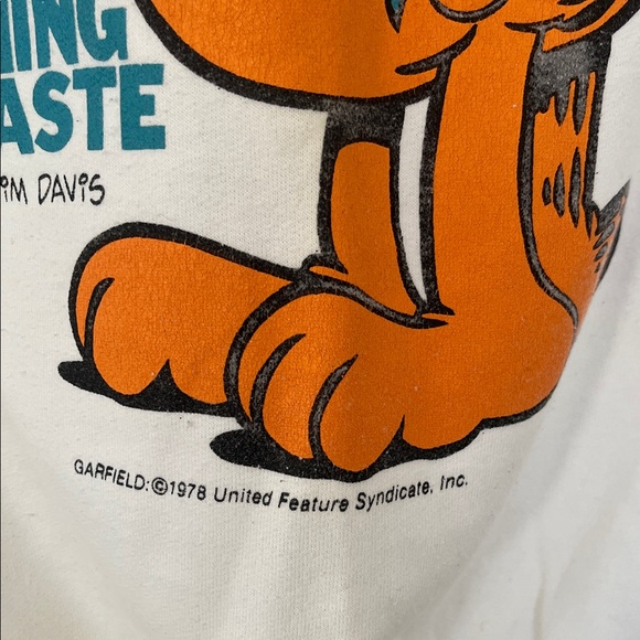 Vintage 1980s Flirts Garfield Sweatshirt - Picture 4 of 7